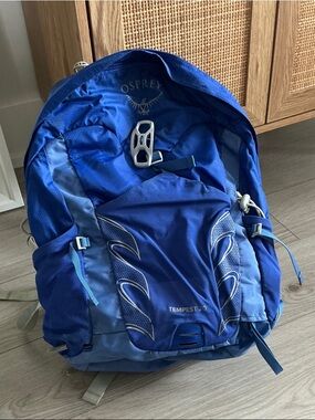 OSPREY Tempest 20 Pack in Deep Blue and Light Blue